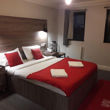 Hotel 371 Cranbrook Rd Ig2 Ilford Zewnętrze zdjęcie