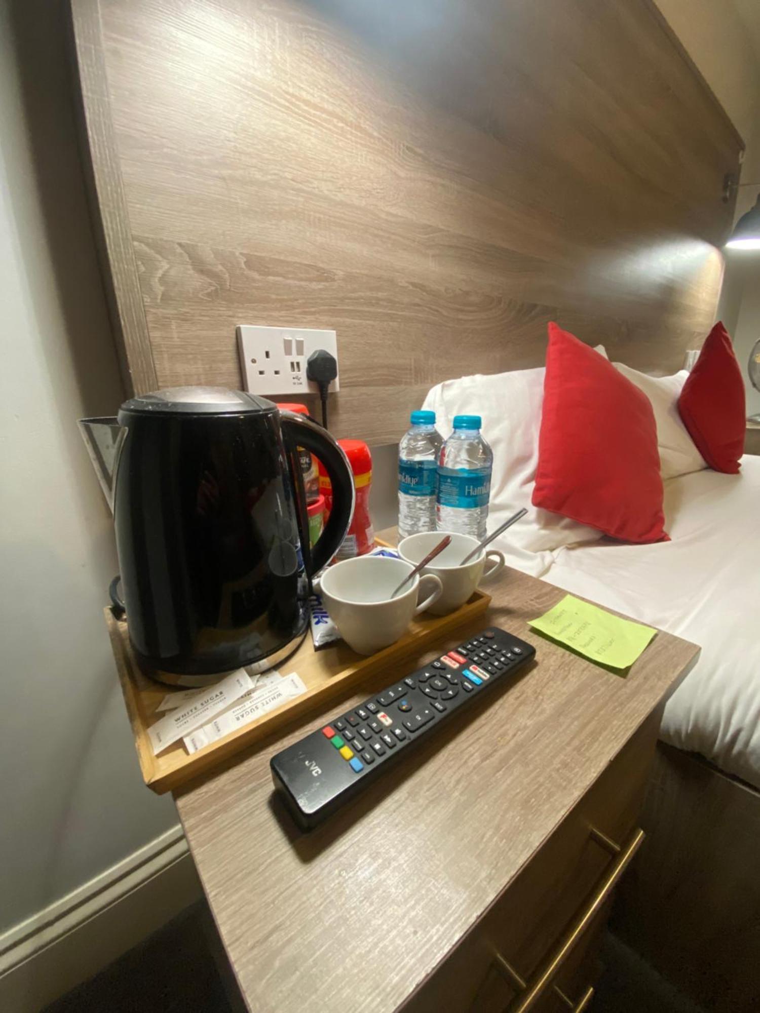 Hotel 371 Cranbrook Rd Ig2 Ilford Zewnętrze zdjęcie